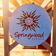 India photo springwood sign