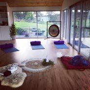 India photo yoga room
